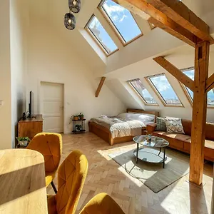 Stupartska - Attic Old Town Prag